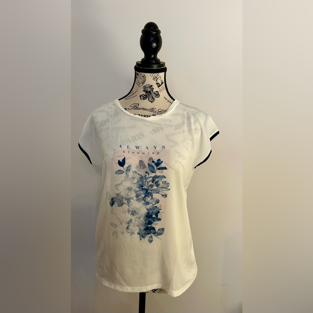 Mango  Print White and Blue Women's Top. New never worn.
